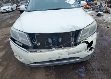 2015 Nissan Pathfinder S из США, поврежденный, VIN 5N1AR2MM4FC640816